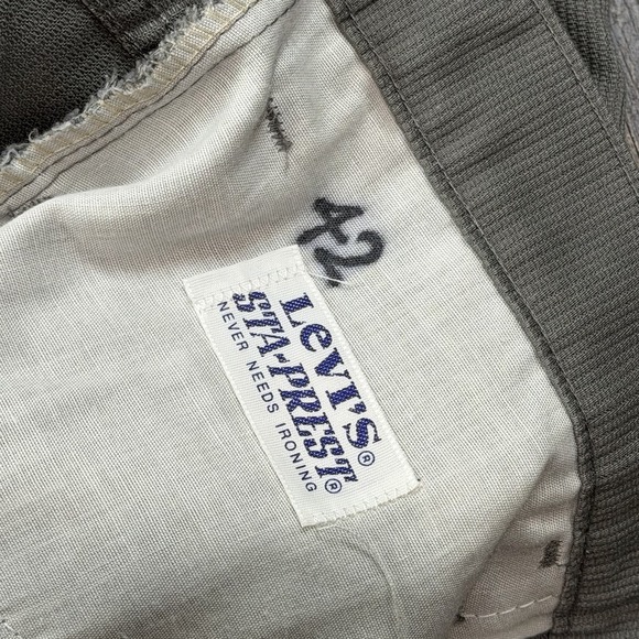 Vintage Levi's Sta-Prest Micro Corduroy Pants Mens 40x27 Gray Talon Zip USA 80s - Picture 8 of 16